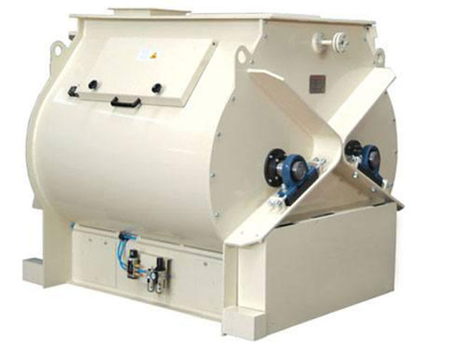 Double shaft mixer