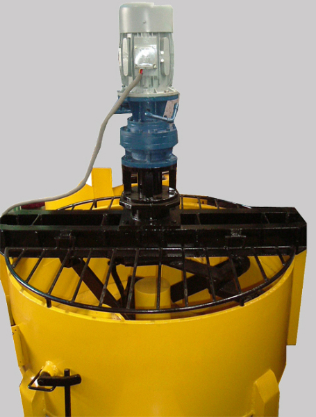 Vertical mixer